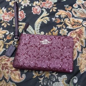 Coach wristlet burgundy